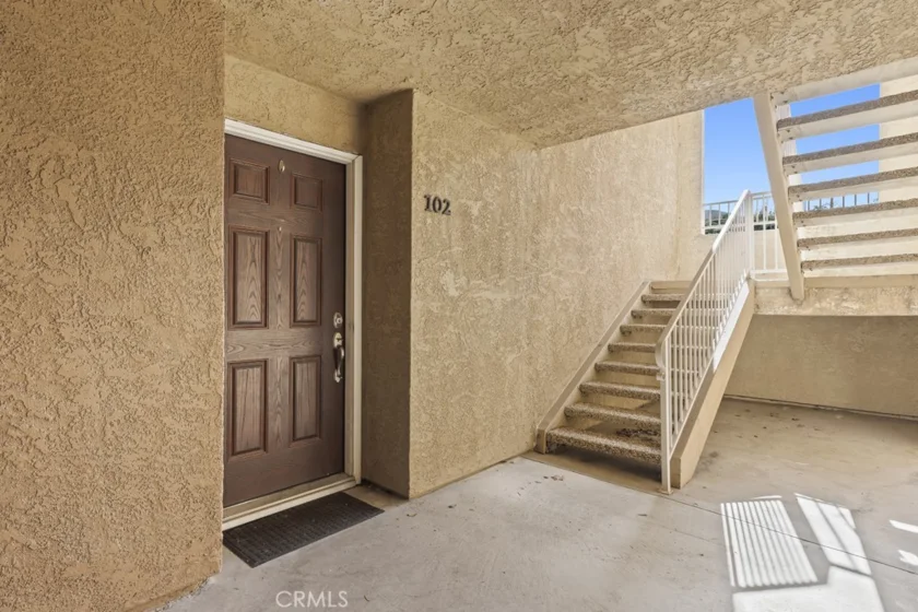 2320 Del Mar #102 photo 1