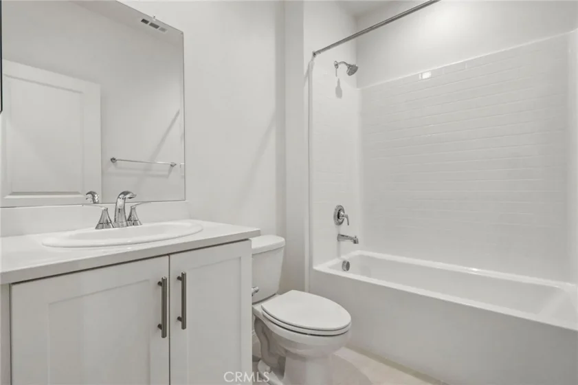 5876 Linden Ave Avenue #7 photo 11