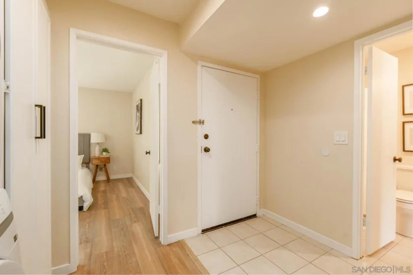 9895 Scripps Westview Way #148 photo 5