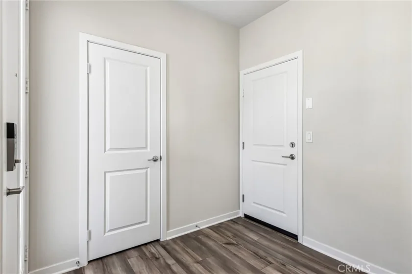 9542 Hannah Way photo 28