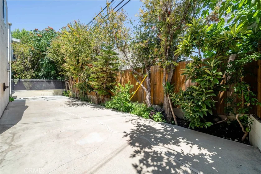 14947 Dickens Street #3 photo 21