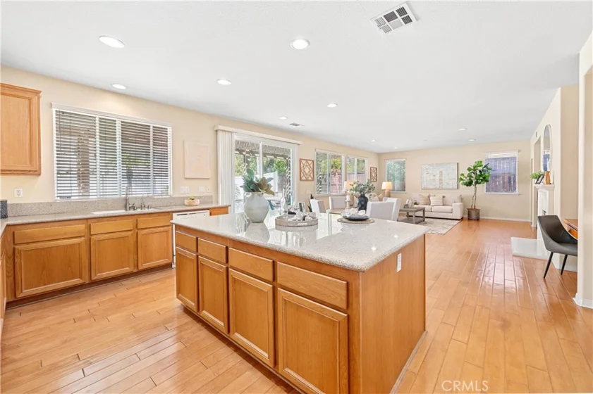 39879 Camden Court photo 18