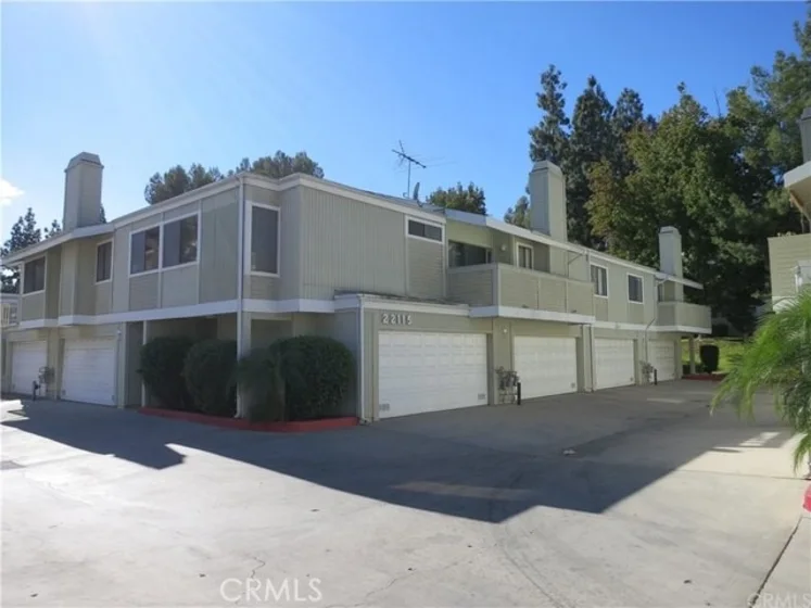 22141 Burbank #5 photo 1
