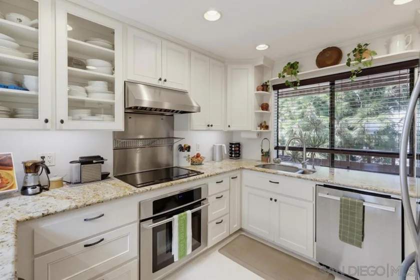 2942 Lawrence Street photo 74