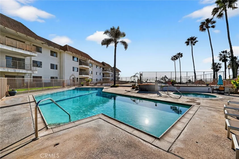2501 S El Camino Real #204 photo 21