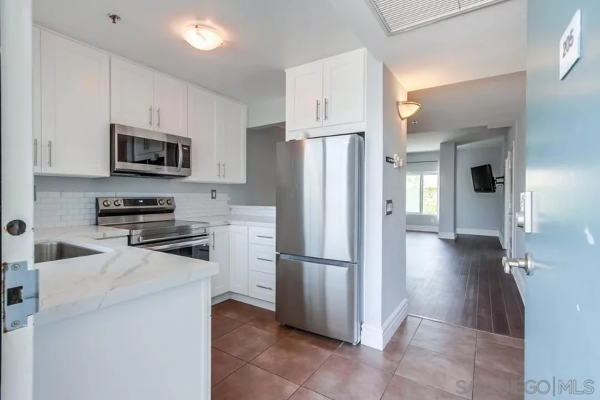 2828 University Avenue #205 photo 1