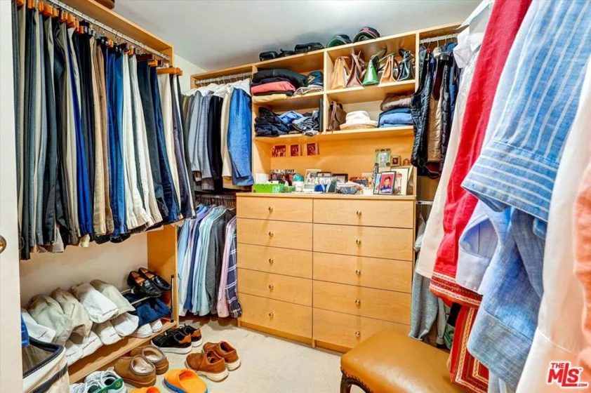 10445 Wilshire Boulevard #504 photo 28