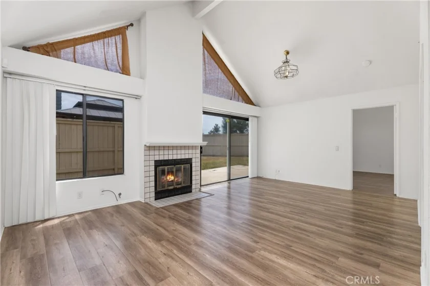 21605 Fernbrook photo 8