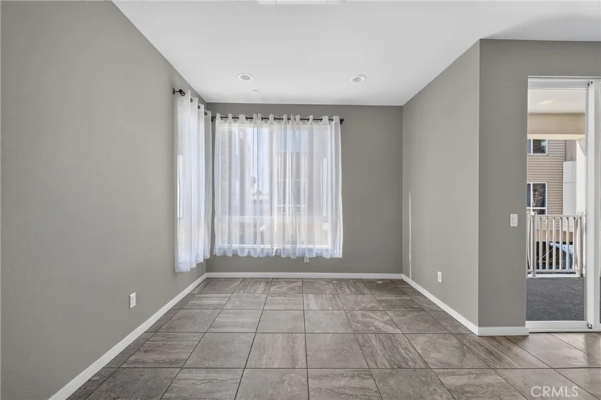 821 Brickyard photo 31