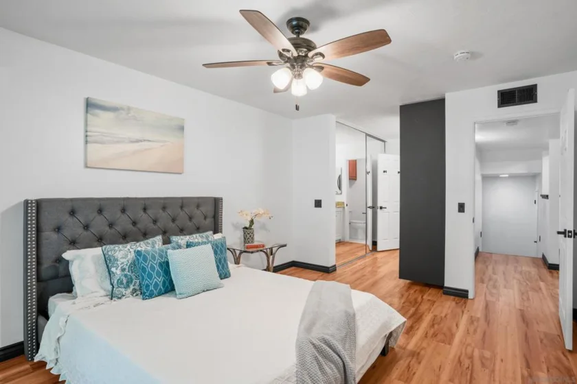 5885 El Cajon Boulevard #205 photo 1