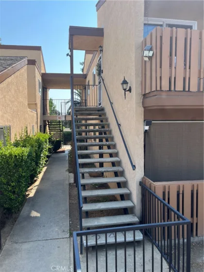 1051 Rock Springs #241 photo 2