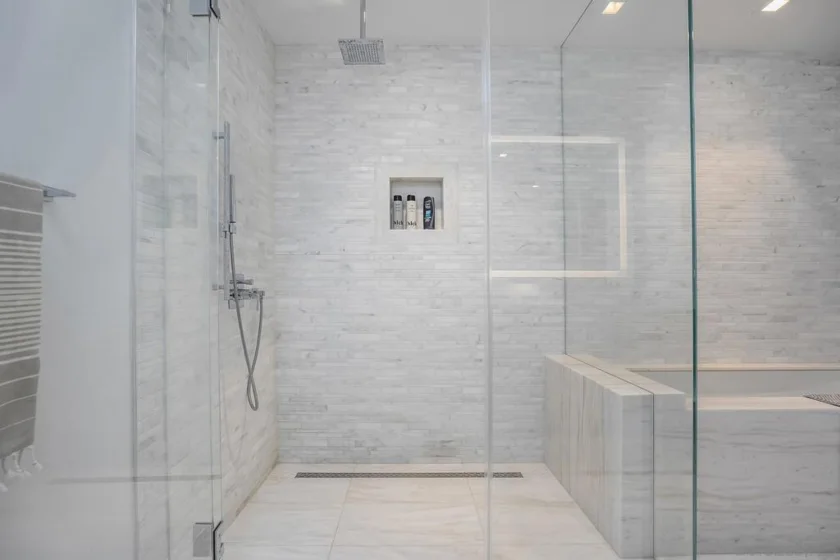 888 W E #2302 photo 45