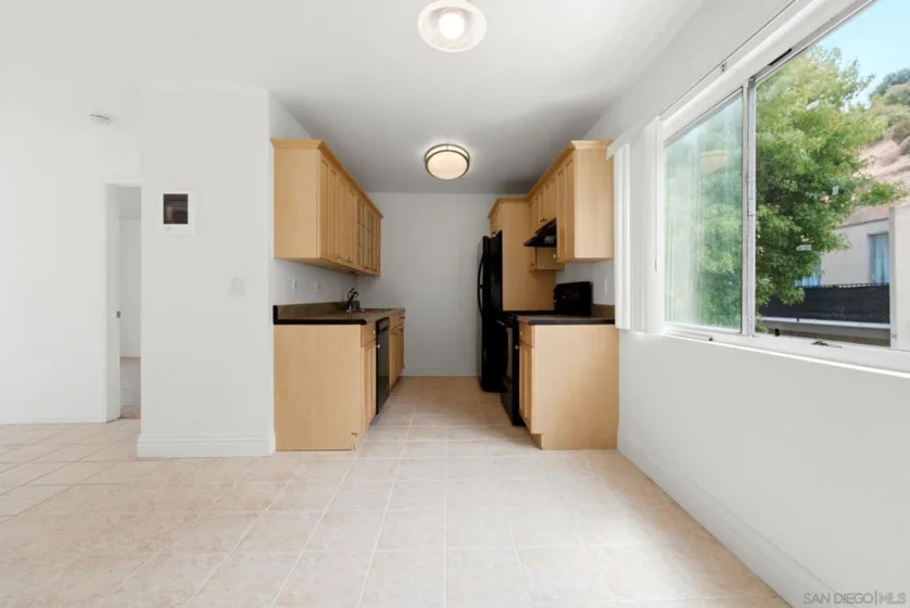 2850 Reynard Way #16 photo 8
