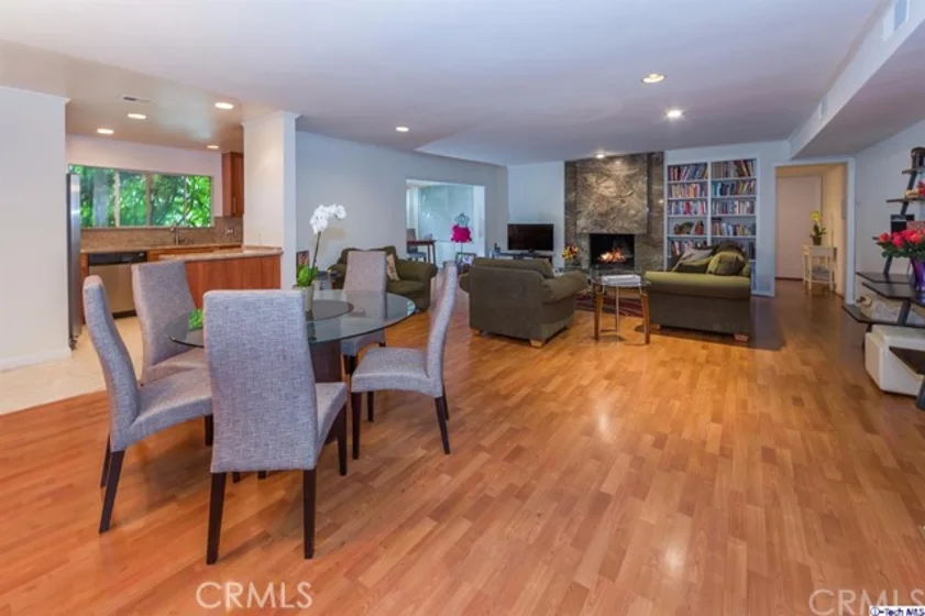 4240 Fulton Avenue #312 photo 1