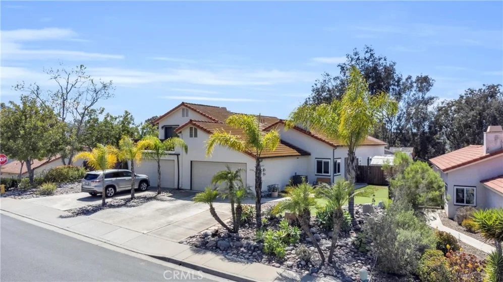 2146 Greenwick Road photo 1
