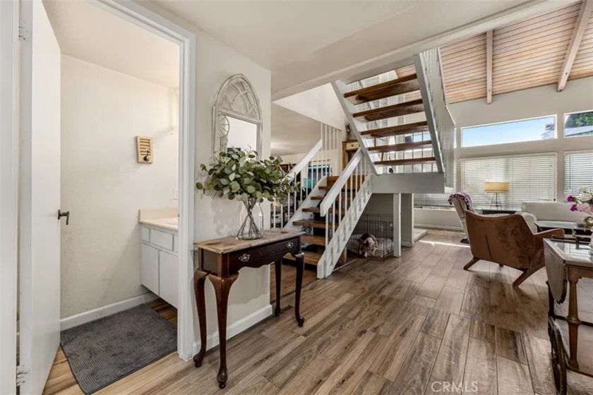 2502 N Tustin #C photo 6