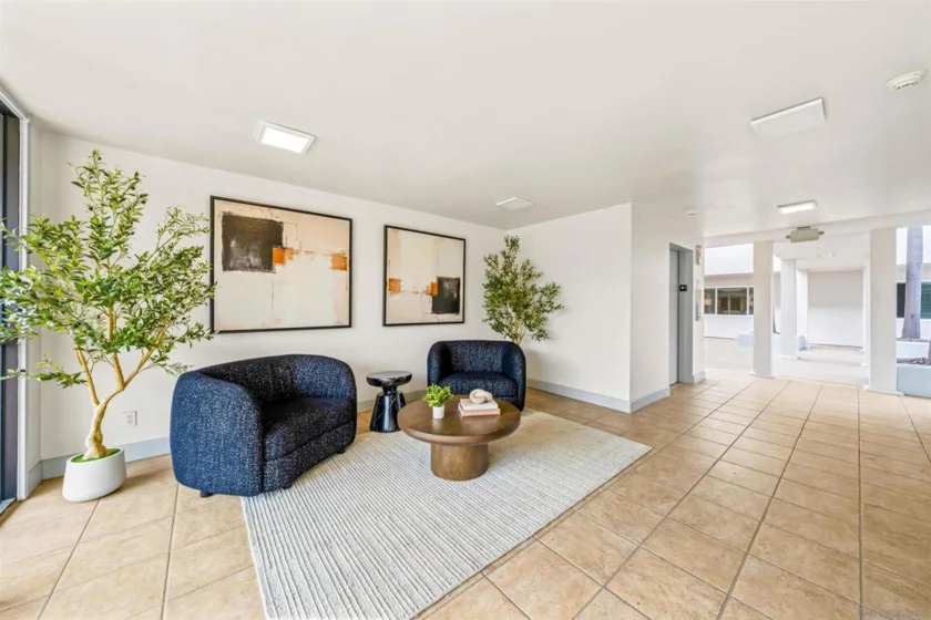 1030 Robinson Avenue #315 photo 33
