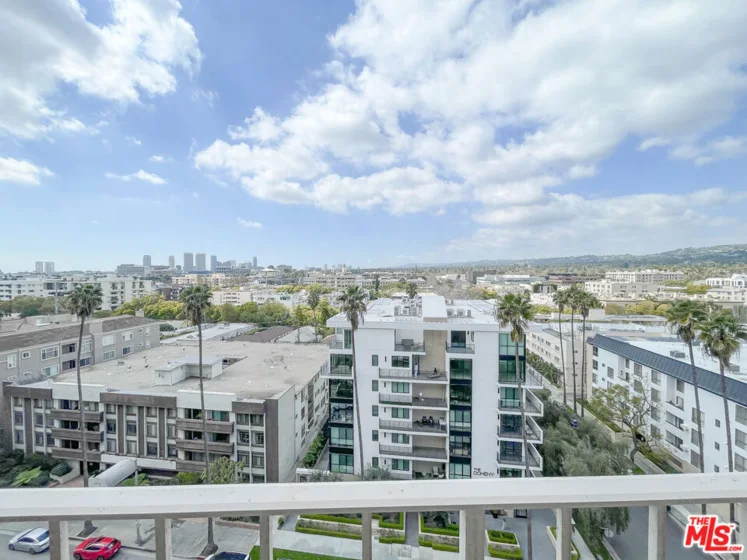 100 S Doheny Drive #920 photo 14