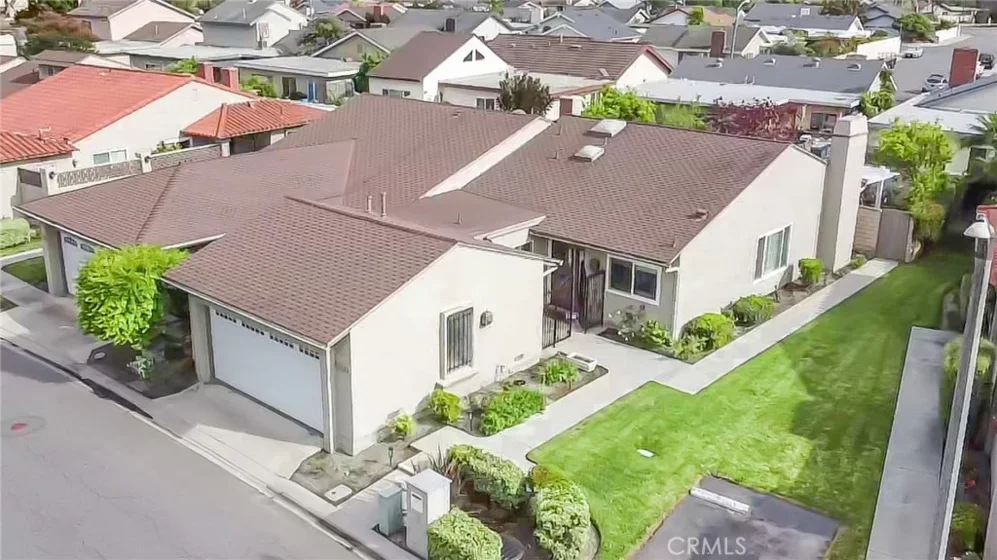 10692 Camino Real photo 1