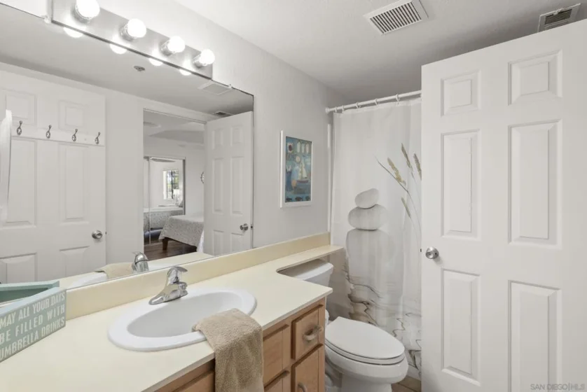 221 Donax Avenue #4 photo 21