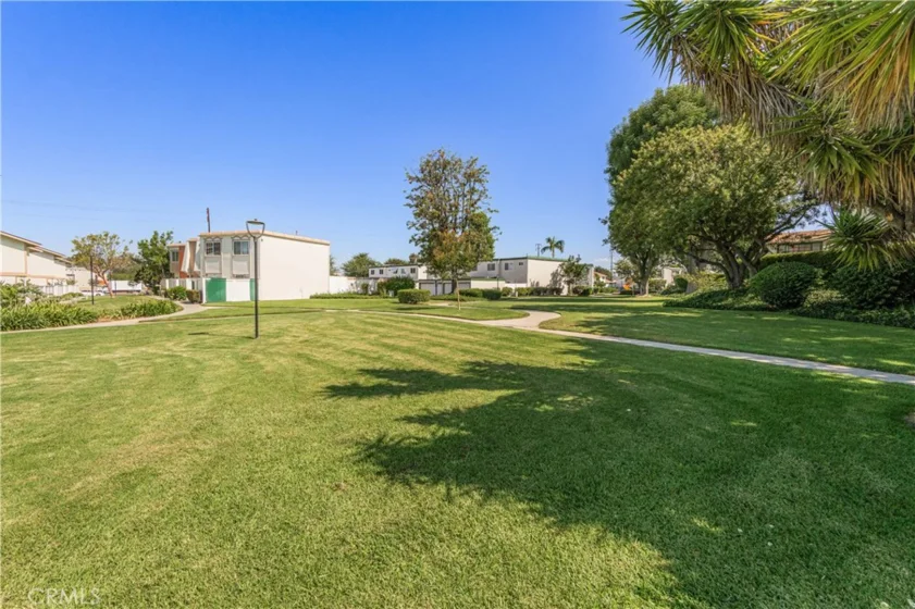 8170 Glengarry photo 41