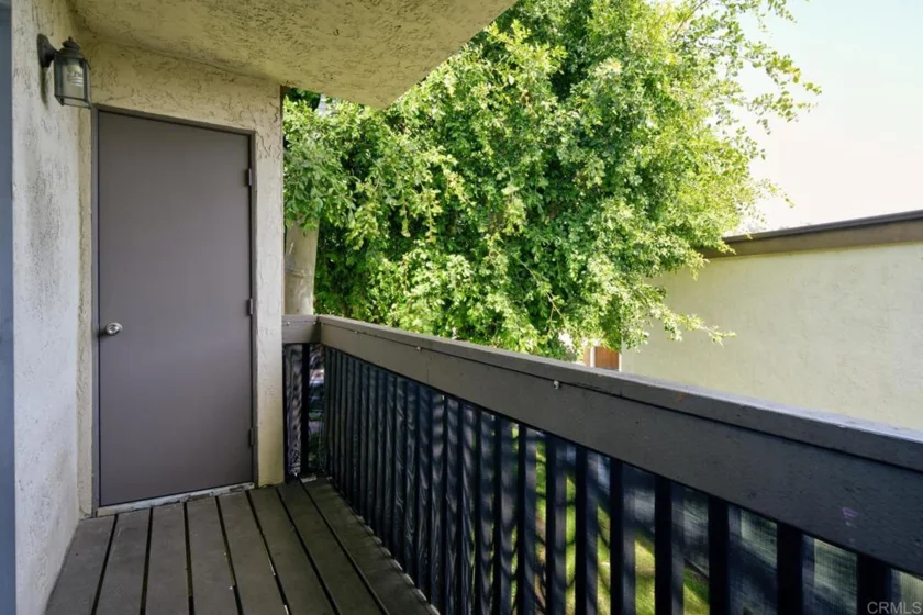 432 Edgehill Lane #116 photo 3