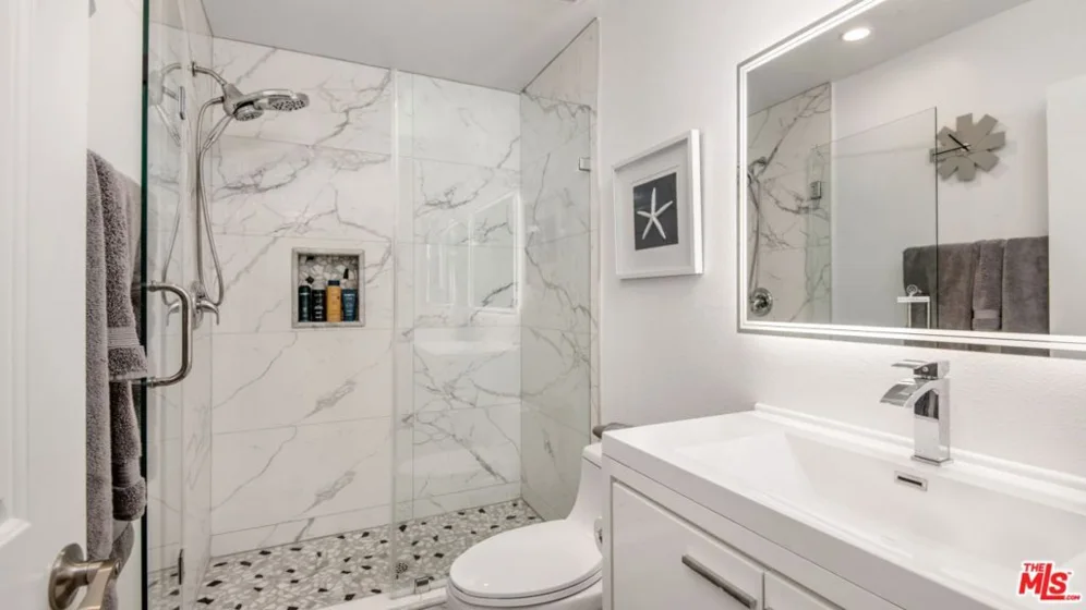 424 N Palm Drive #101 photo 19