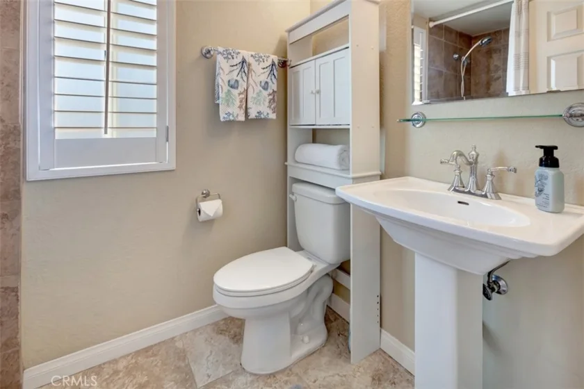 102 Santa Rosa Court photo 15