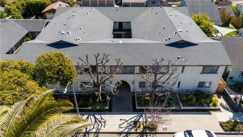 360 Gladys Avenue #1 photo 1