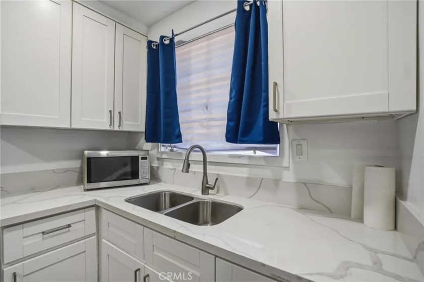 4076 Hillcrest Drive #A photo 5
