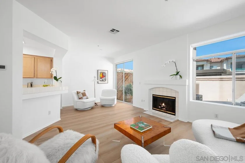11382 Via Rancho San Diego #D photo 7