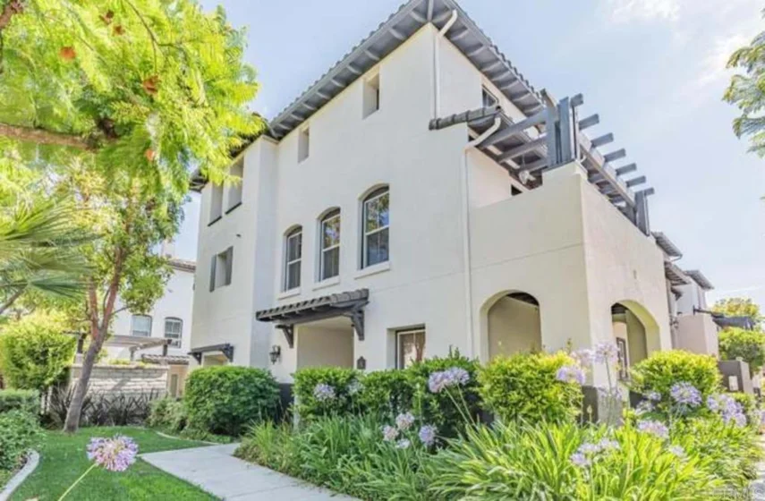 2157 Dovetail Court #239 photo 1