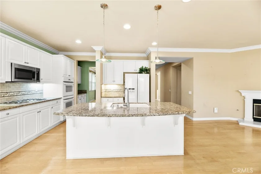 39894 Camden Court photo 26
