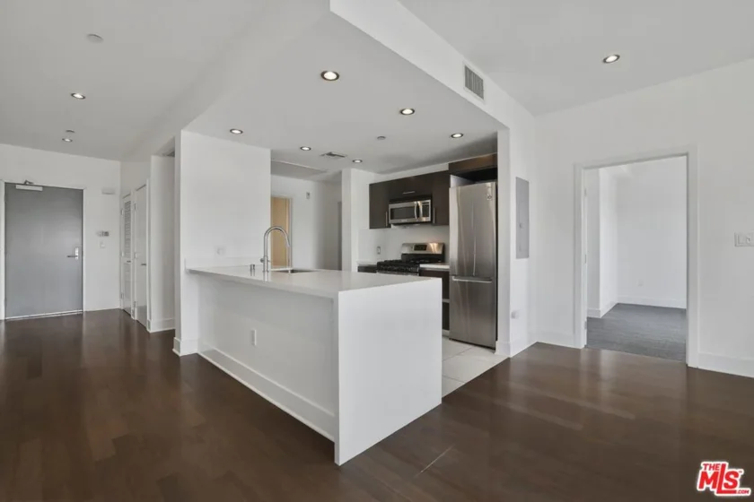 1700 Sawtelle Boulevard #210 photo 4