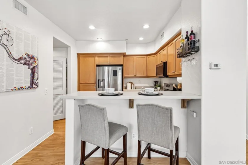 5444 Zeil Place photo 6
