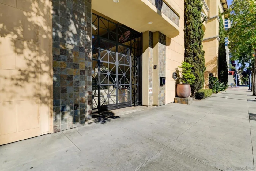 301 W G Street #112 photo 1