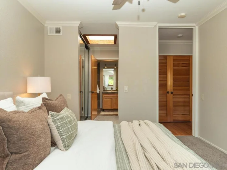 917 Torrance #19 photo 11