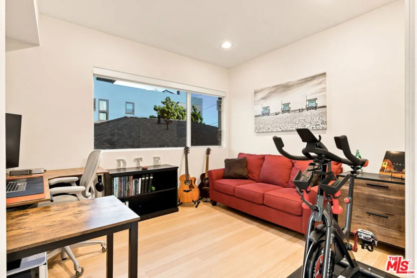 1712 Abbot Kinney Boulevard photo 17