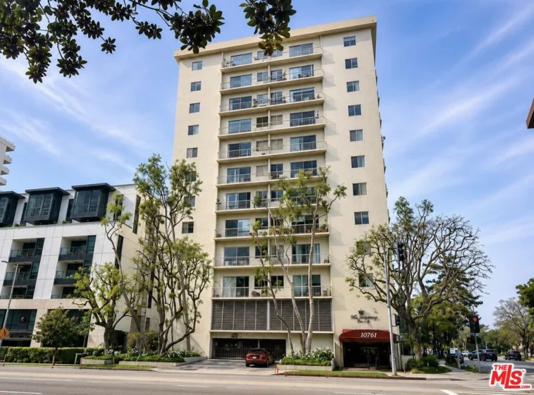 10751 Wilshire Boulevard #607 photo 5
