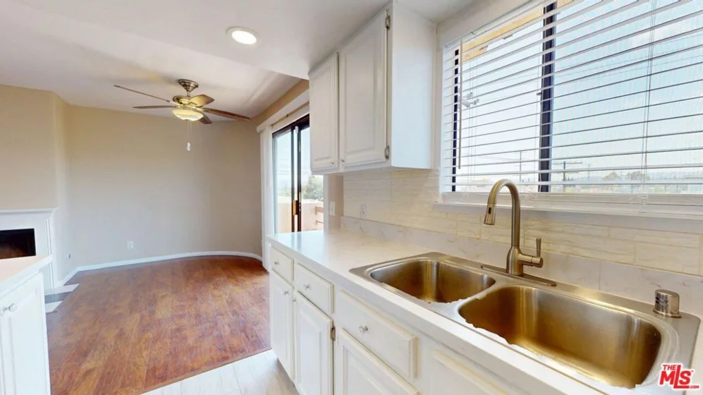 8710 Independence Avenue #301 photo 17