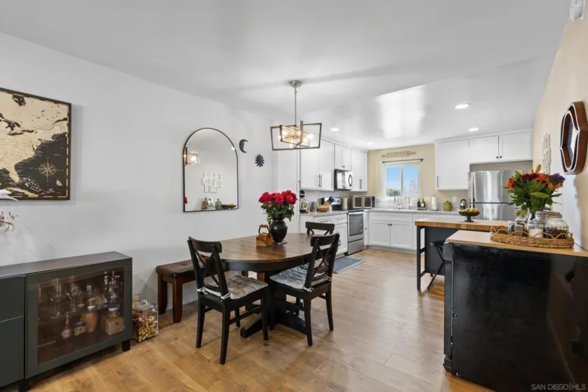 1311 Partridge Avenue photo 4