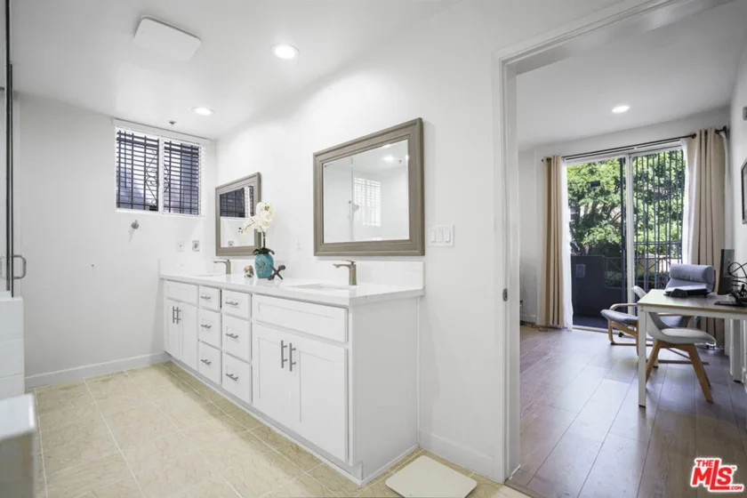 333 Westminster Avenue #104 photo 31