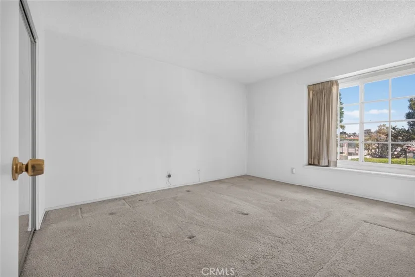8170 Glengarry photo 29