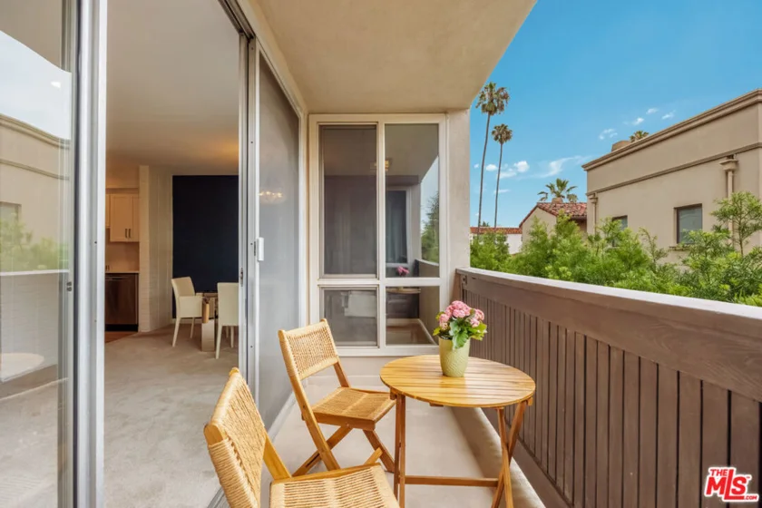 809 S Bundy Drive #205 photo 35