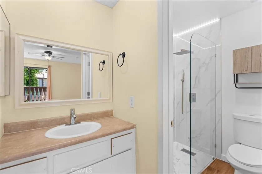 12437 Bay Hill Court photo 23