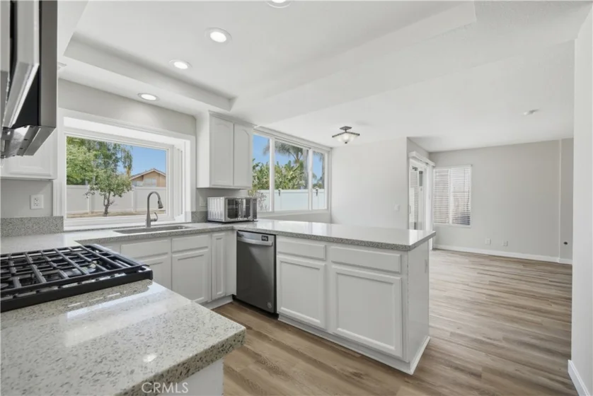 42018 Avenida Vista Ladera photo 42