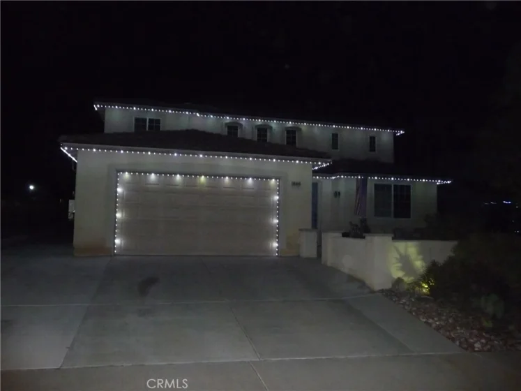 23682 Saratoga Springs photo 3