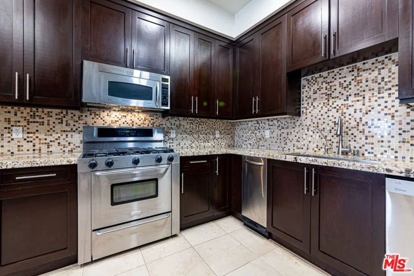 5057 Maplewood Avenue #PH4 photo 6