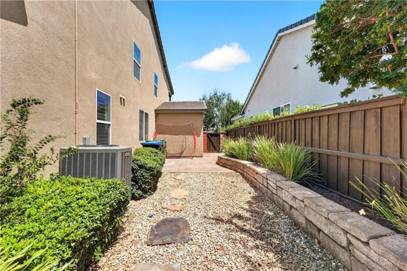 30647 Lily Pond photo 47