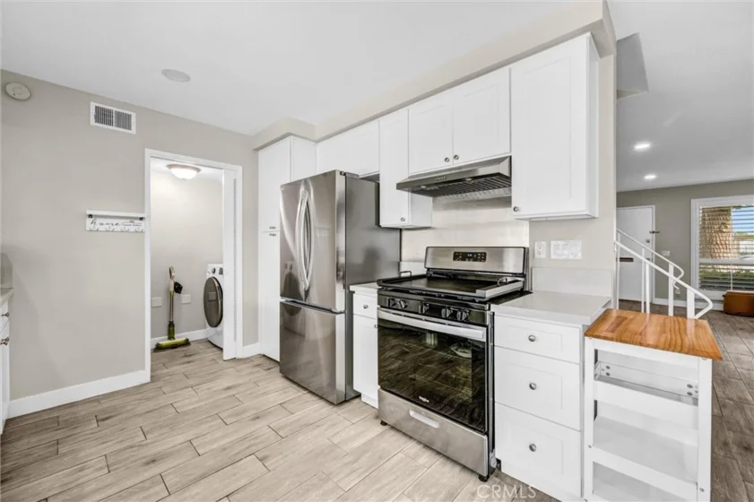 12827 Newhope photo 11
